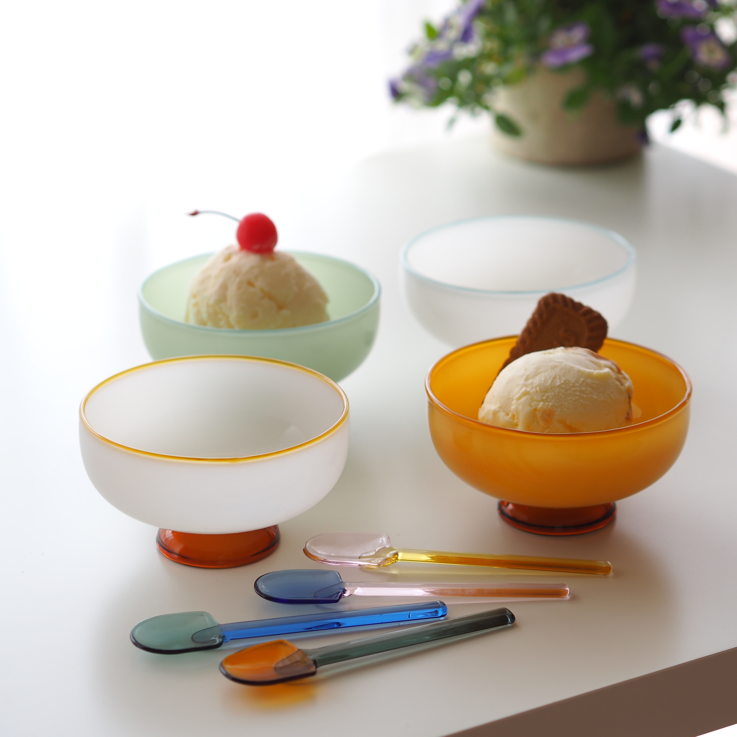 MONO this summer glass selection) Japan amabro Japanese color heat-resistant glass dessert bowl soup bowl shaved ice bowl