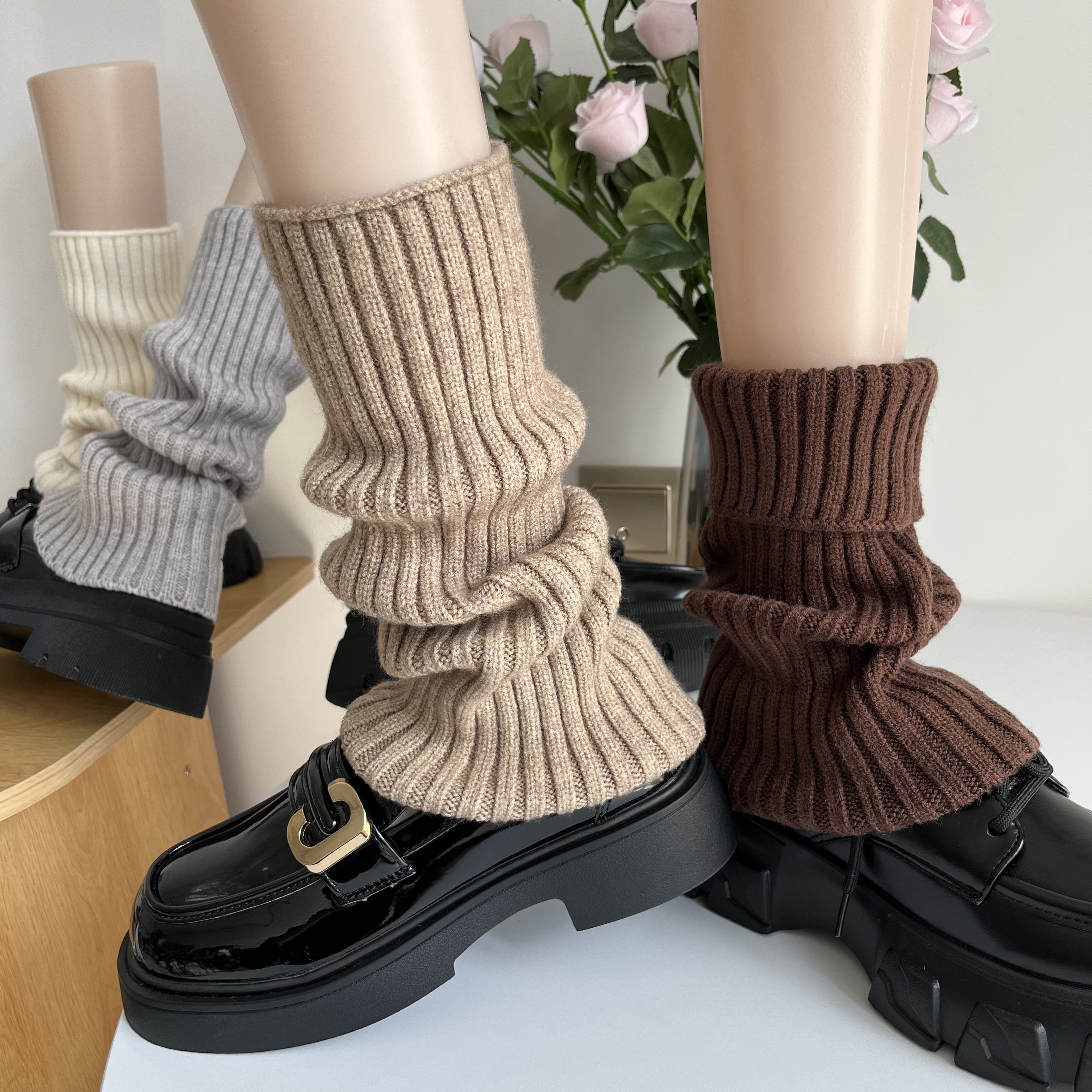 32cm Maillard coffee brown cashmere sock jacket female autumn winter advanced lazy 100 lap smoke grey knit leg sleeve-Taobao