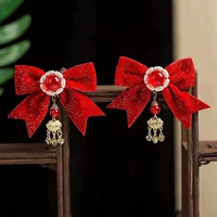 Из жемчуга, с бантиком, 1 пары