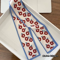 В форме цветка, бордовый