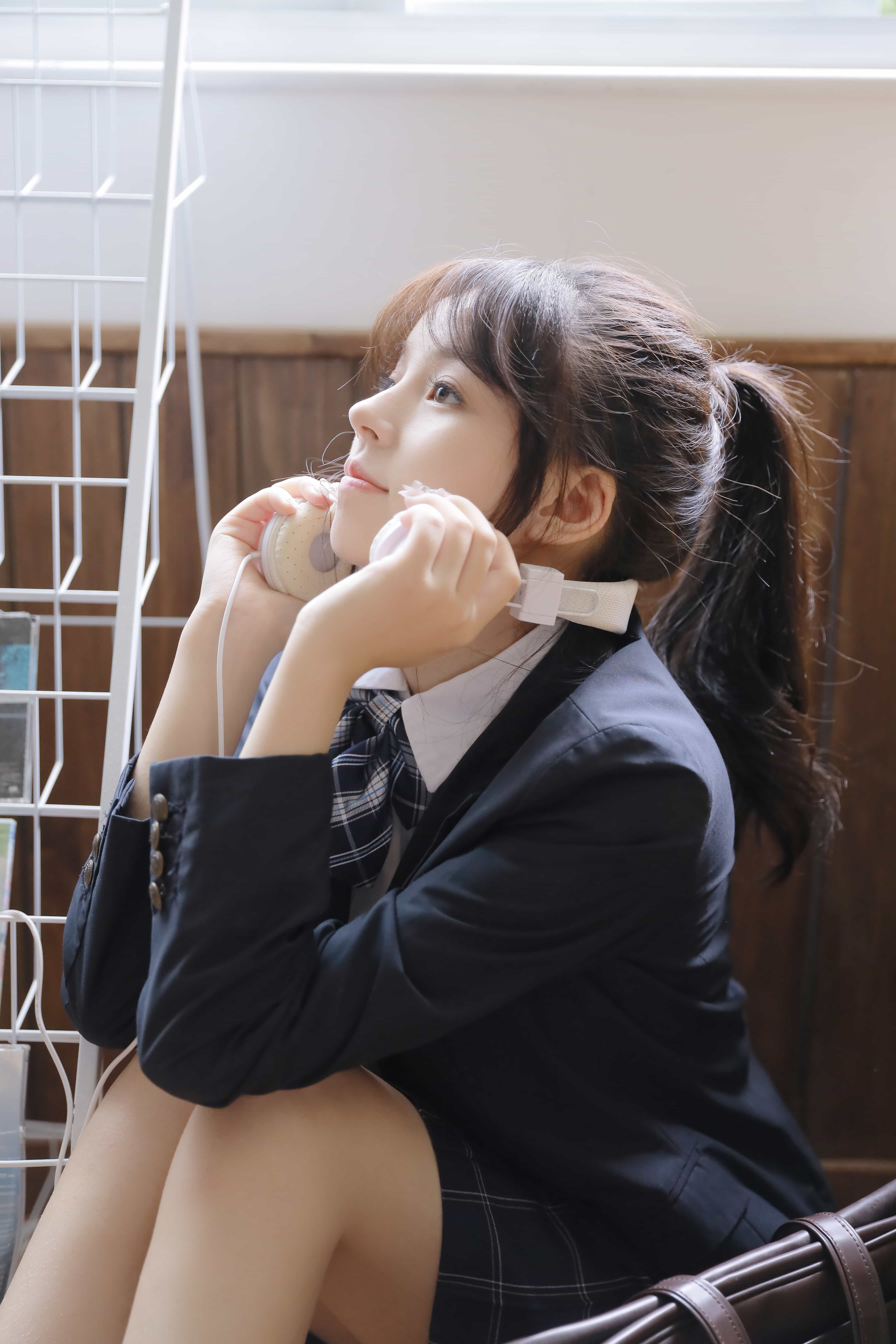 穿上jk制服就不普通！初恋日系🍃少女写真