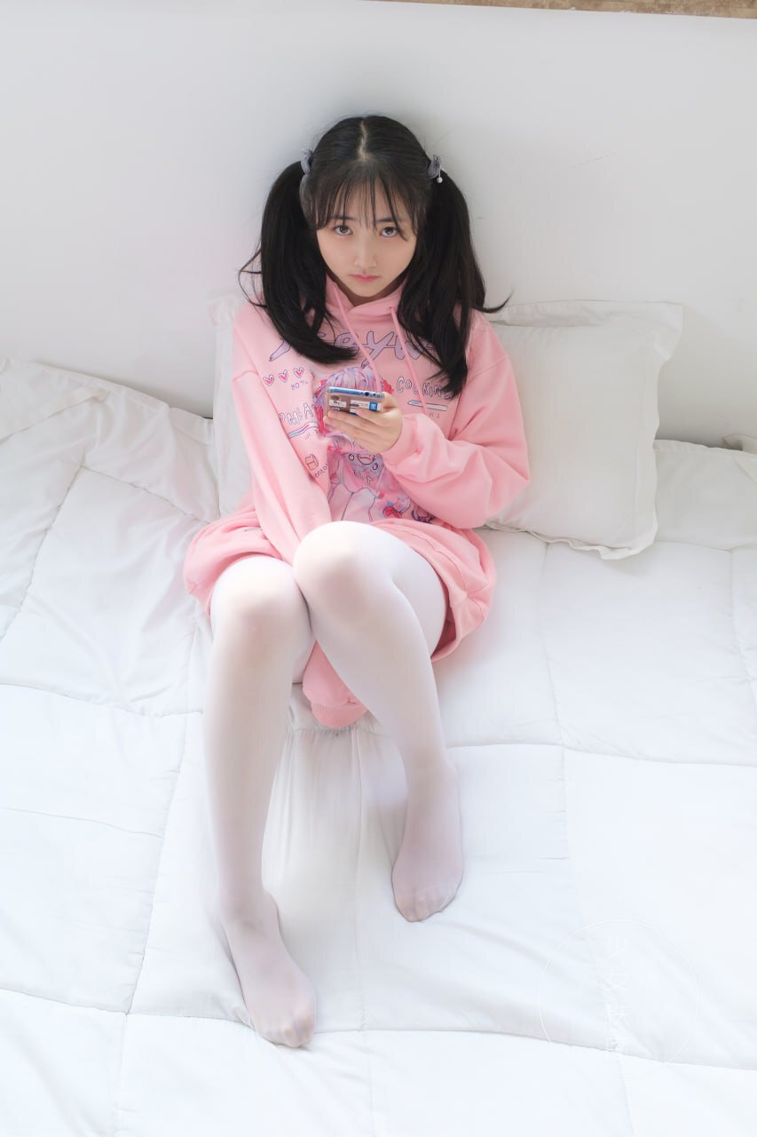 清新夏日中的纯白之美