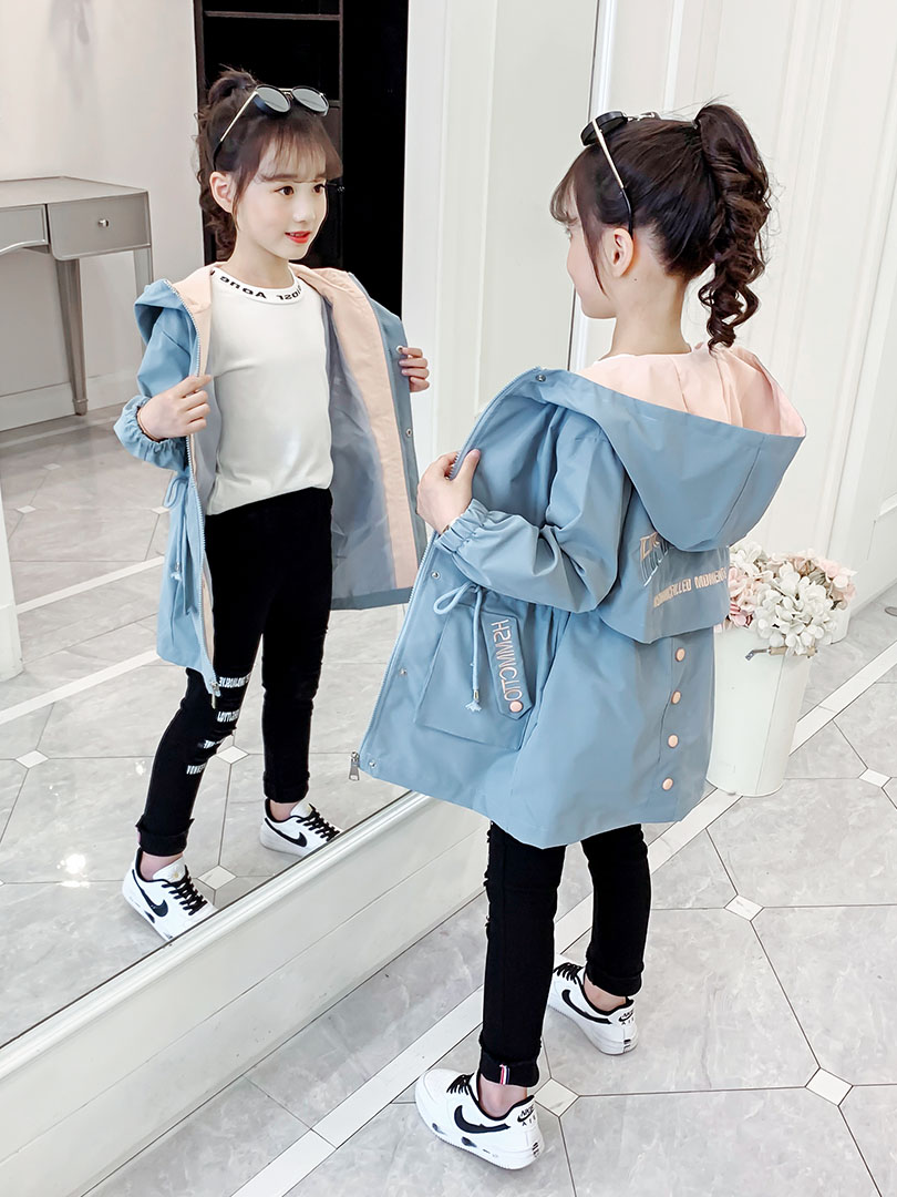 Girls spring and autumn windbreaker jacket 2021 new Korean version of the children's middle and long version of the big boy Yangpai spring top tide