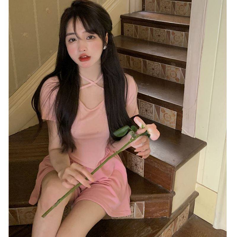 Sweet and spicy summer suit design style shorts summer Korean version 2021 New slim irregular short sleeve t-shirt women