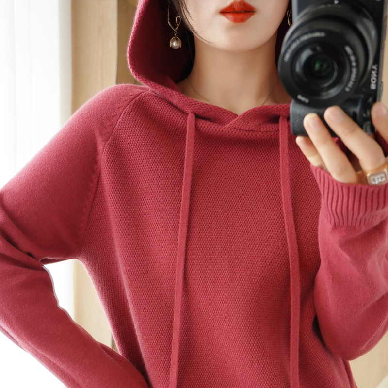 Women's Hooded Knit Sweater, Autumn and Winter 2026 New Raspberry Color Hooded Top, Popular Base Layer