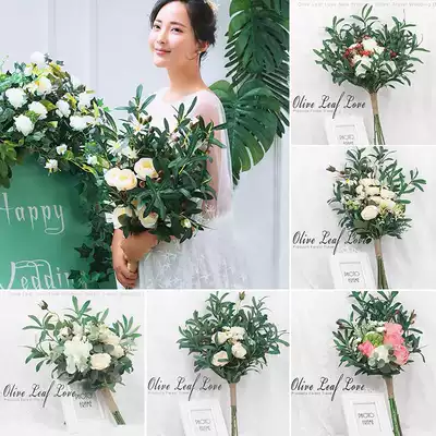 Bride hand bouquet Wedding forest simulation flower wedding Korean travel wedding photo props location photo bouquet