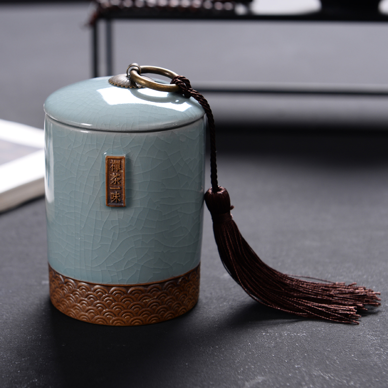 Elder brother up caddy fixings household ceramic POTS trumpet pu 'er travel tea caddy fixings portable mini storage sealed as cans