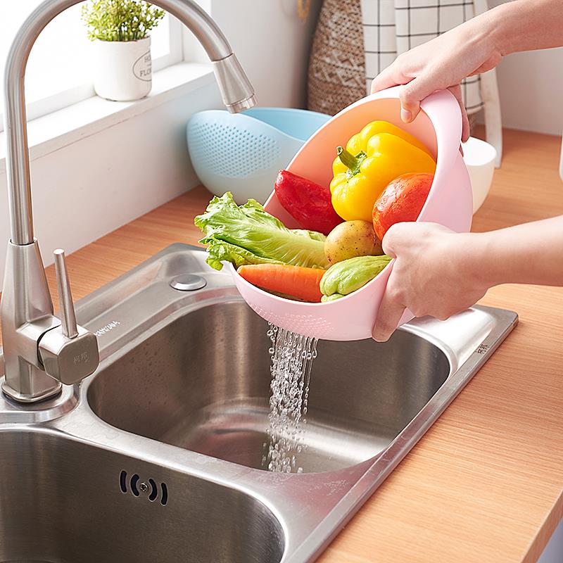 Draining basket safety hat type fine hole rice basket rice basket thickened fruit wash basin plastic creative household colorful fruit basin