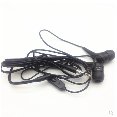 No Mark Stock with McCall In-ear Headphones Beauty-Label Line Control Earphones Bass Action Times Affordable-Taobao