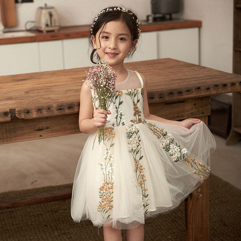 UK Next kiss Girls dress 2021 summer new children's clothing Foreign school princess dress Korean version of the big child