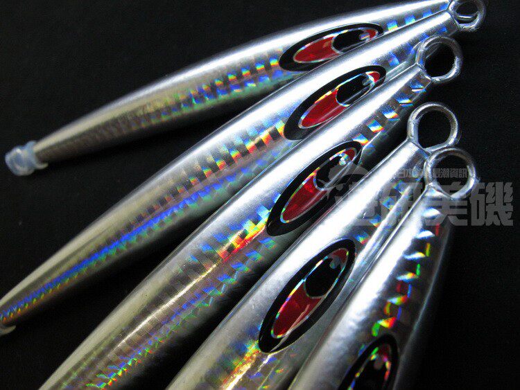 Japan's Sato India OBLIQUE front center of gravity quickly directs to the deep rapids to deal with sea fishing luminous iron bait 130