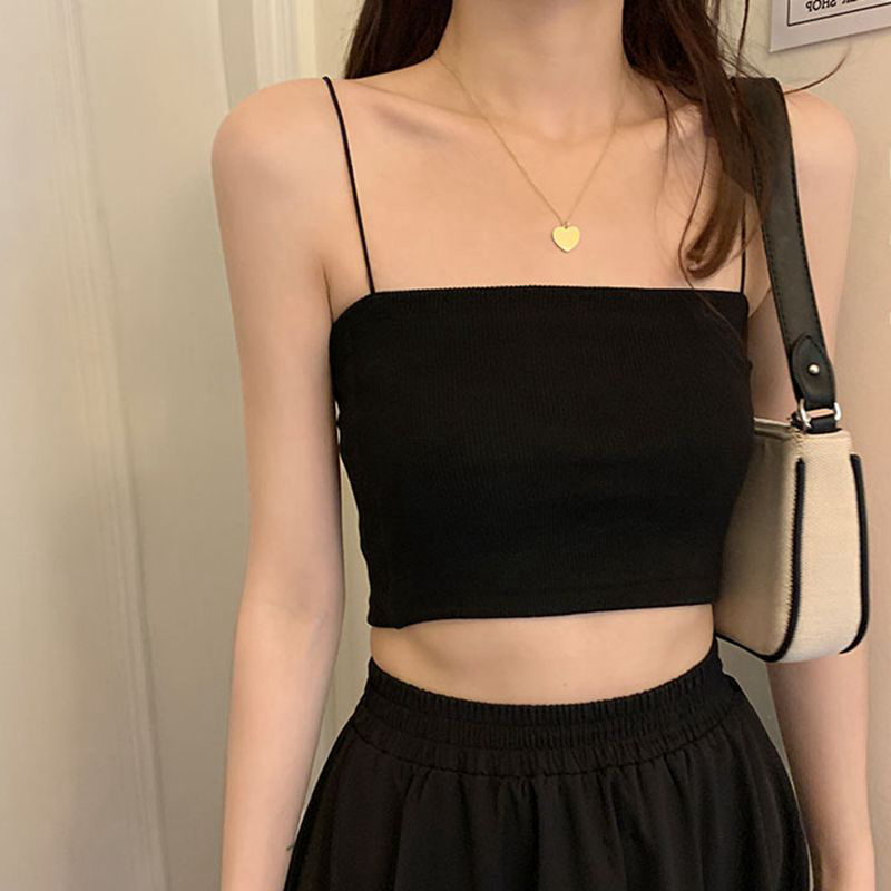 Wear short-term outer wear with a chest coat on the bra with a breast mat wrapped in summer thin