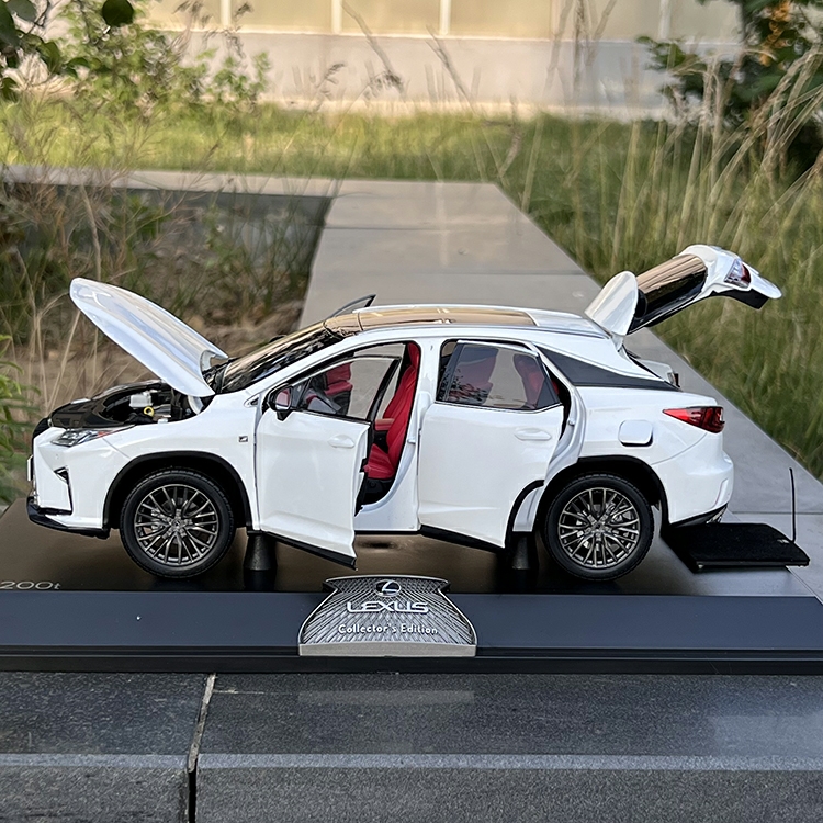 Lexus RX 200t コレクターズエディション 限定版 レクサス LEXUS RX 200T 1/18スケール 三色 ホワイト