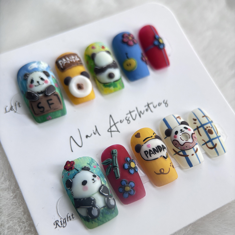 A Gift for Your Girlfriend: Panda Huahua Embossed Wearable Nails, Exquisite and Self-Centered, Always a Little Girl at Heart
