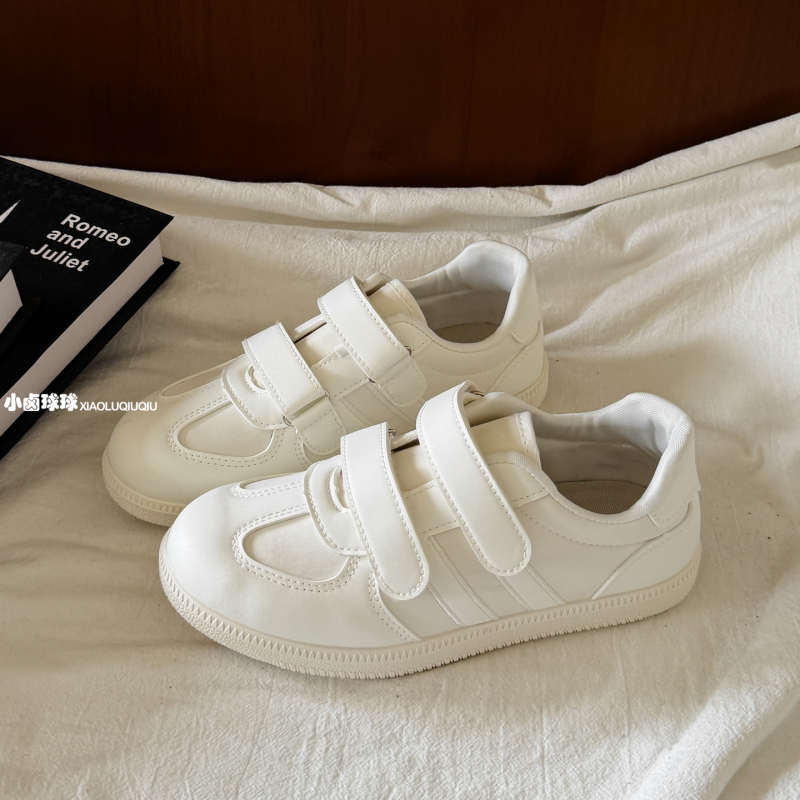 Little Luqiuqiu Summer German-Style Training Shoes Thick-Soled White Sneakers for Women 2026 New Casual Shoes with Velcro Straps Little Luqiuqiu Summer German-Style Training Shoes Thick-Soled White Sneakers for Women 2026 New Casual Shoes with Velcro Straps