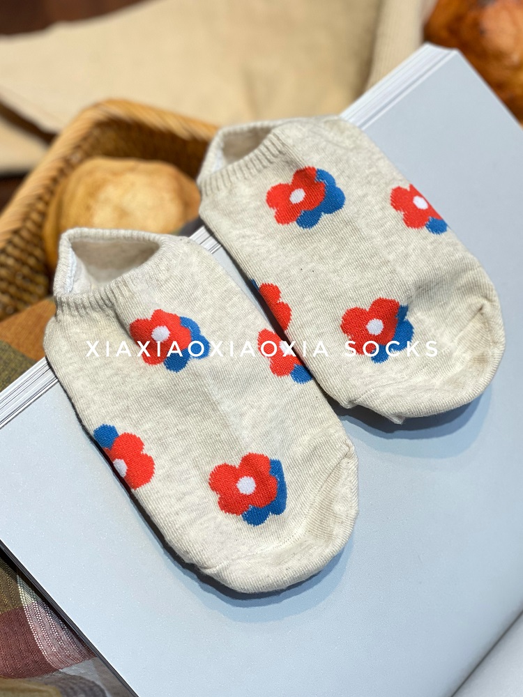 (Full five pairs)South Korea imported summer women's invisible socks Hyuna style sweet flower shallow mouth socks invisible socks