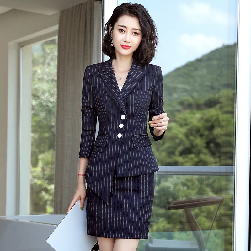 Tailleur femme en Adhesif - Ref 3244902 Image 3