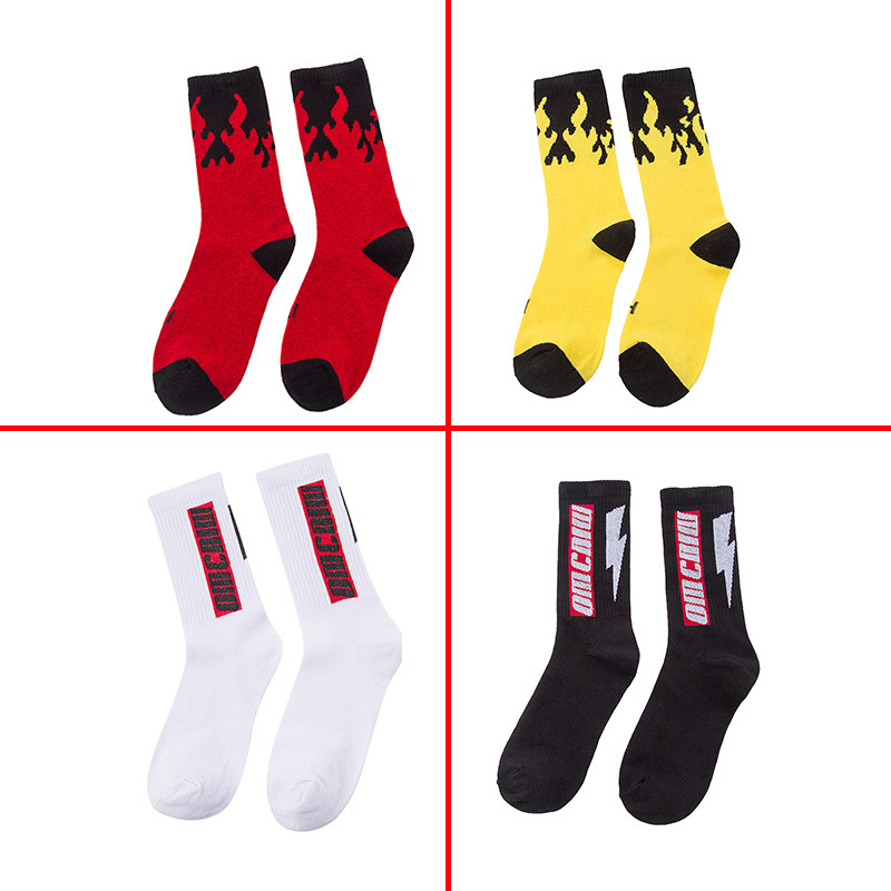 Sports women's socks spring and summer high tube cotton socks classic middle tube double horizontal bars students kindergarten socks la la pair gym socks summer