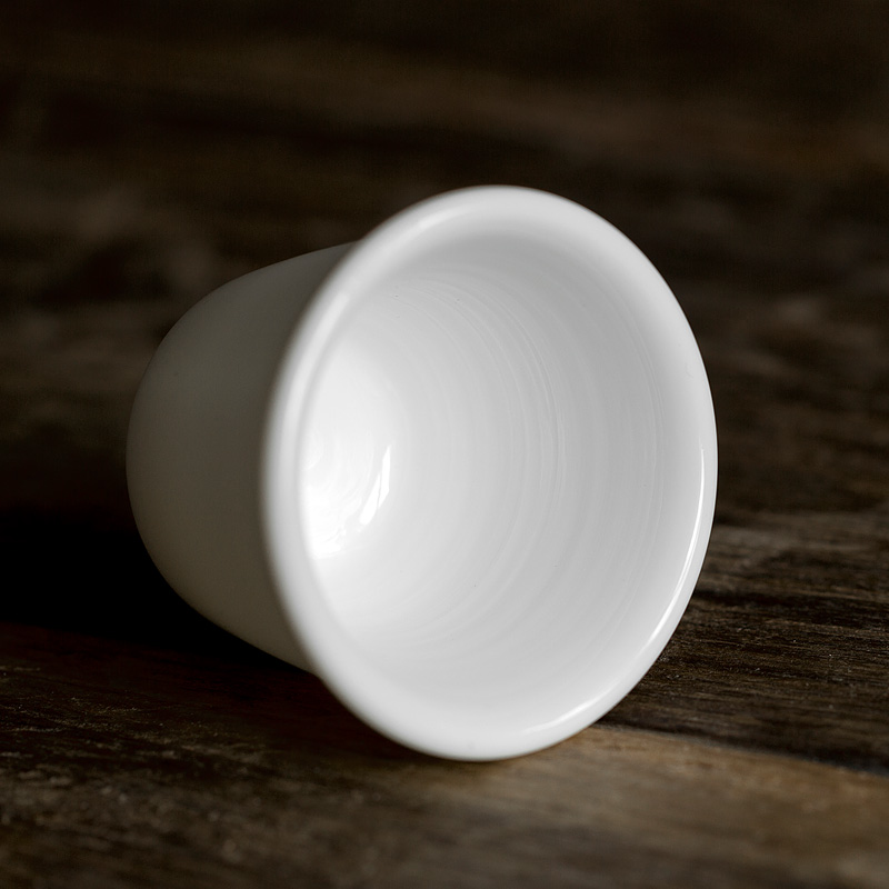 Don difference up manual throwing suet jade cup white porcelain masters cup ceramics China white individual household single cup of tea