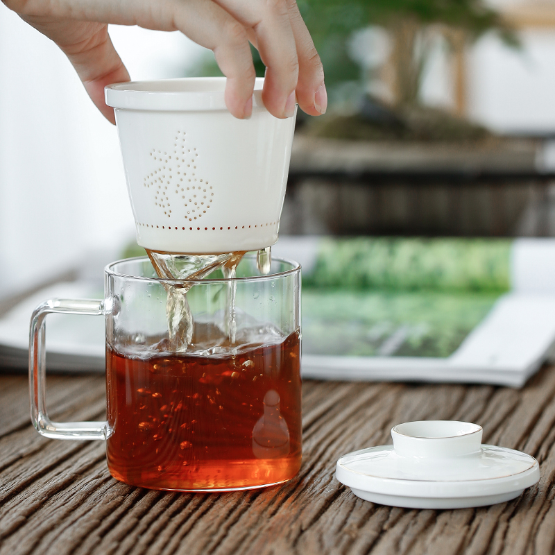 Tang's white porcelain ceramic cups with cover household couples filtering office glass tea cup of tea