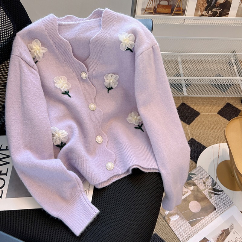 2023 Autumn/Winter Gentle Style Brushed Soft Sweater for Women with Design Sense, Intricate Floral Beading, Knitted Cardigan Top, Trendy 2023 Autumn/Winter Gentle Style Brushed Soft Sweater for Women with Design Sense, Intricate Floral Beading, Knitted Cardigan Top, Trendy