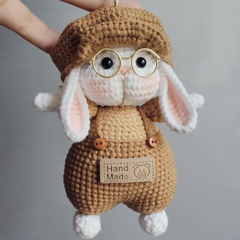 Material: Yarn Crochet Bag, Cute Sugar Rabbit DIY Doll, Plush Toy, Keychain, Bag Pendant