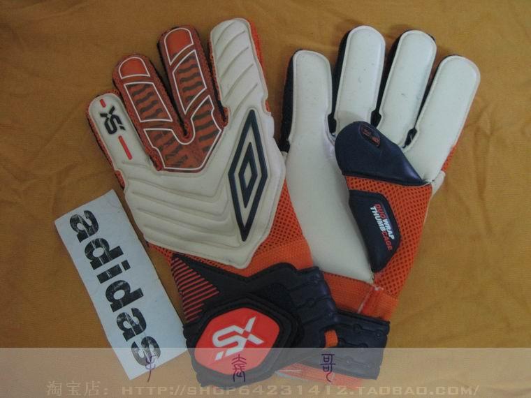 Gants de football UMBRO   - Ref 2590366 Image 6