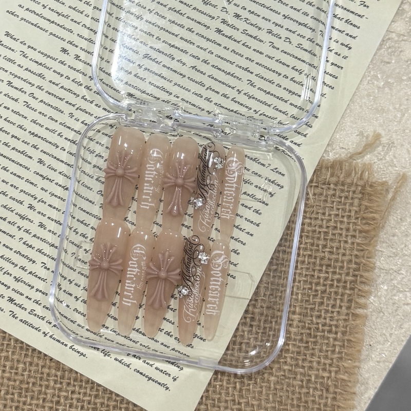 【Nude Chrome Hearts】Nude Pink High-End Cross-Shaped Sweet and Cool Gothic Style Long Elegant Handmade Wearable Nails