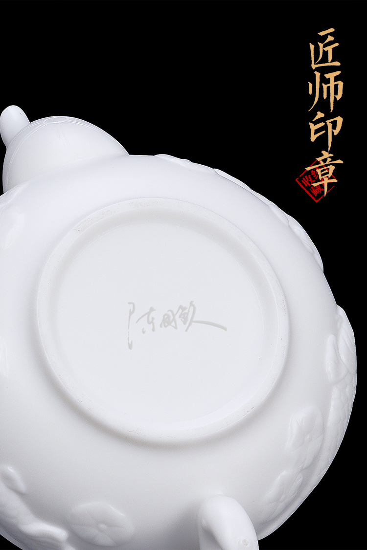 The Master artisan fairy guo - qin Chen embossed white porcelain teapot single pot of household ceramics kung fu tea set suet jade teapot