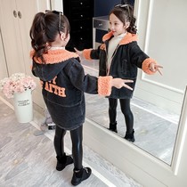  Girls lamb wool denim jacket 2019 new Korean Western style thickened childrens autumn and winter clothes net red girl top