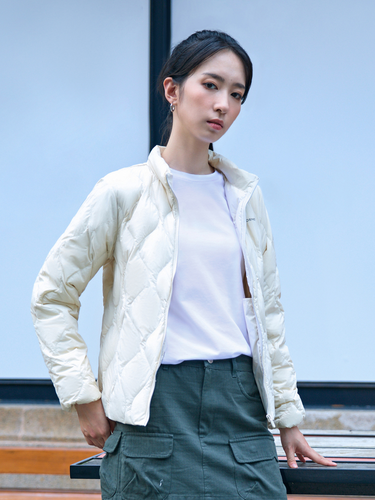 Bosideng 波司登 轻鹅绒2.0 短款轻薄立领女式羽绒服 B40131024 多重优惠折后319包邮 多色可选 淘金币抵扣¥20