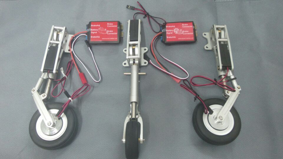 Самолет на дистанционном управление m346 高级教练机 遥控涡喷机 涵道机 Skysun