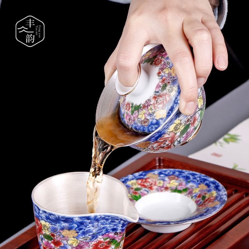 Jingdezhen ceramic three blue and white manual coppering. As silver tureen tea cups to make tea bowl household kung fu tea set with zero