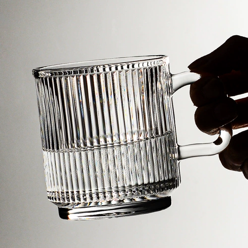 Стеклянная кофейная прозрачная чайная чашка для домашнего использования, креативный бокал, простой и элегантный дизайн, увеличенная толщина