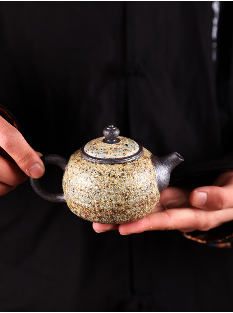 Ancient undressed ore Taiwan sheng up manually lava coarse pottery tea teapot to burn natural fire rock ore ball hole, single pot