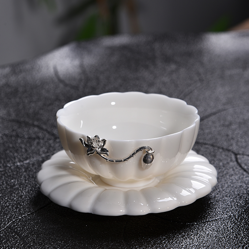 Ancient sheng name plum blossom put dehua up new lotus high - white porcelain inlay silver cup manually jade craft master sample tea cup cup