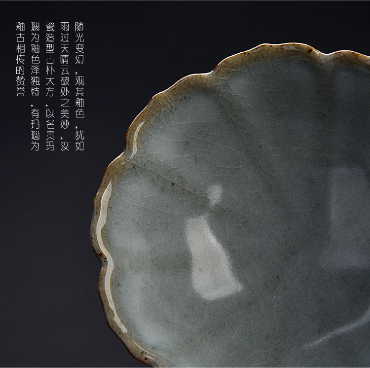 Ancient sheng up new name plum petals your porcelain tenderness CPU master cup single cup which can keep your up jingdezhen kung fu