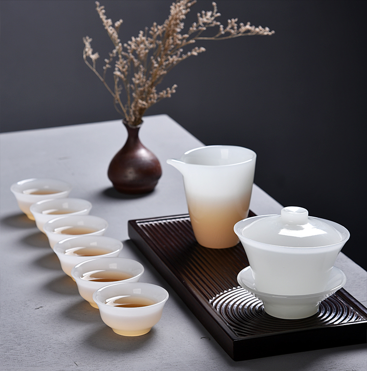 The ancient three new six white jade porcelain kung fu sheng up with white porcelain bowl with jade fish six cup just a cup of tea set