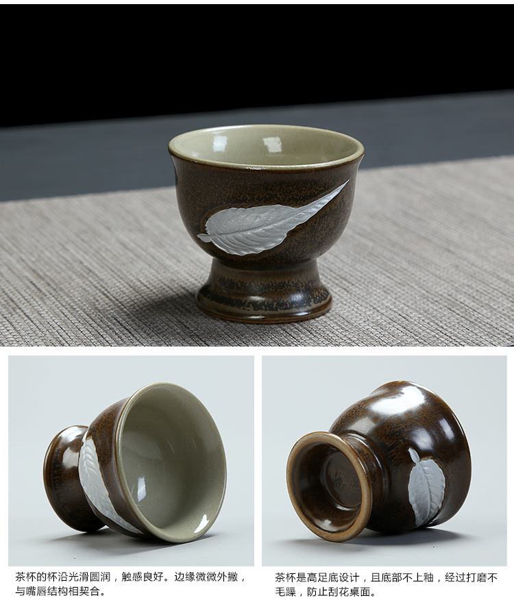 Black glaze tea antique blue and white porcelain teacup kung fu tea tea sample tea cup ceramic cups, fragrance - smelling cup in use