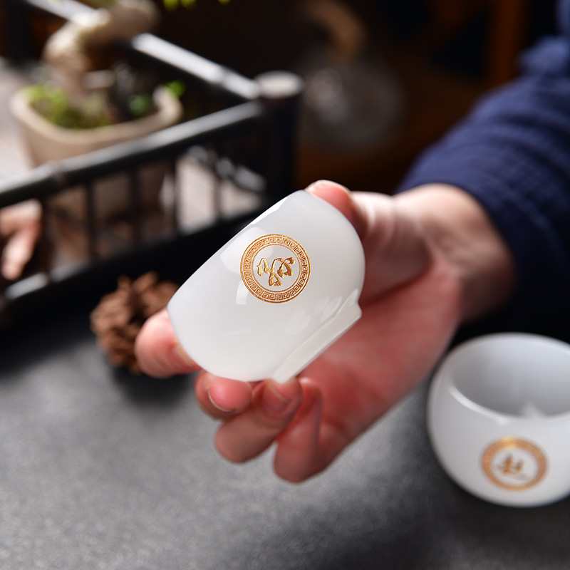 The Custom name lettering white jade porcelain teacup large sample tea cup coloured glaze master cup single CPU kung fu tea set small bowl