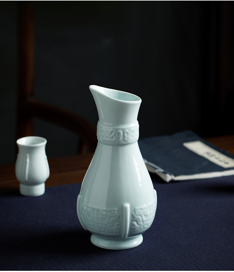 Liquor bottle empty wine bottle points 530 ml ceramic wine bottle 1 catty outfit retro jingdezhen porcelain flask