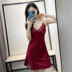 bộ đồ ngủ sexy với miếng đệm ngực womens cáp treo mùa hè sương trở về nhà chiếc váy sâu V cực kỳ nhanh chóng quyến rũ ren bộ đồ ngủ mỏng mùa xuân và mùa thu. 