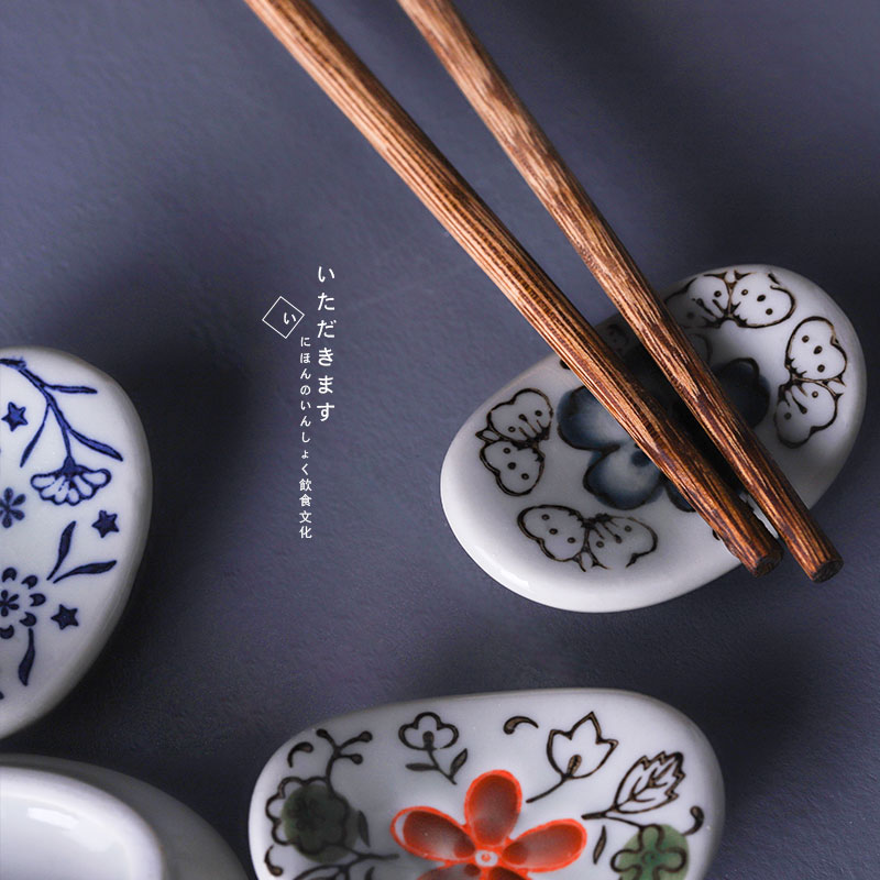 Take a Japanese chopsticks chopsticks pillow bracket ceramics chopsticks restaurant household chopsticks run doesn a spoon doesn