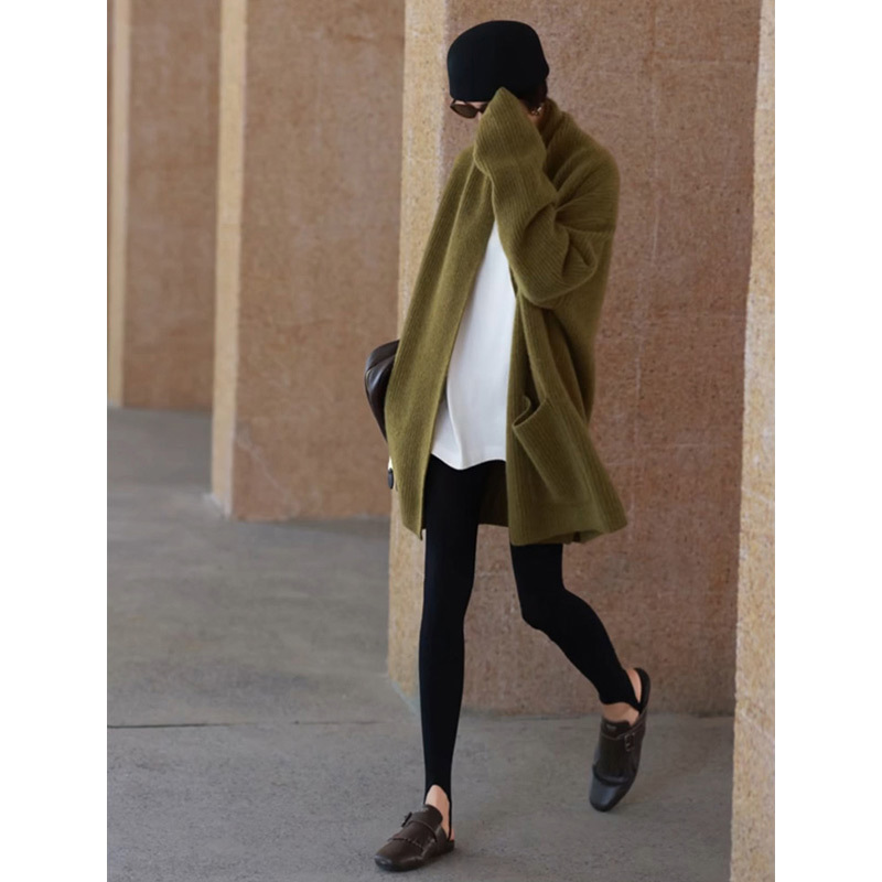 Old Money Style Loose and Comfortable Two-Piece Set for Women, New Spring and Autumn Versatile Top, Niche Sweater Jacket, Unique Complete Set