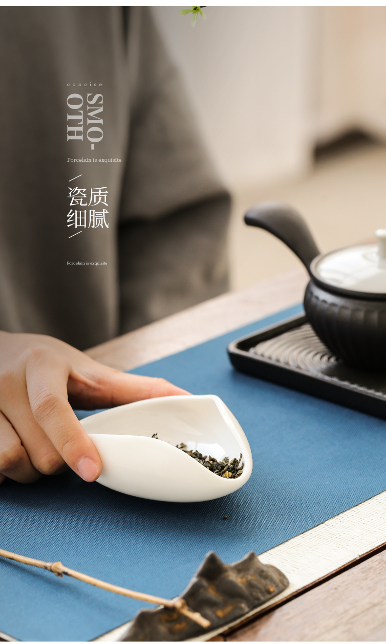 To the as porcelain and white porcelain tea holder, ceramic checking reward the suet jade kung fu tea tea tea tea taking of spare parts