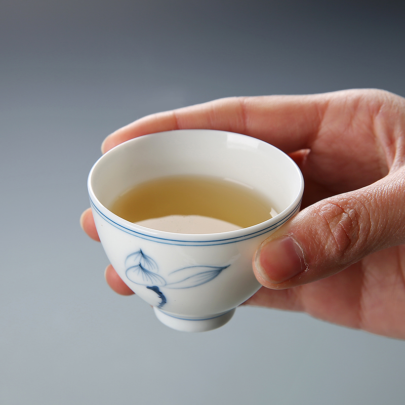 Suit ceramic cups hand - made sample tea cup six pack light household kung fu master cup blue and white porcelain tea cups