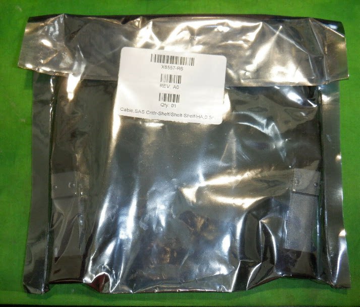 New NetApp X6557-R6 SAS QSFP 0 5m Cable 112-00176 Cable 112-00176