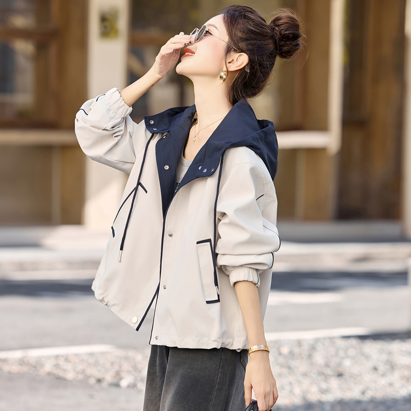 Korean Style Fashion Casual Hooded Jacket 2026 Spring and Autumn Women's Stylish Short Coat for Petite Women Trendy Fashion Korean Style Fashion Casual Hooded Jacket 2026 Spring and Autumn Women's Stylish Short Coat for Petite Women Trendy Fashion