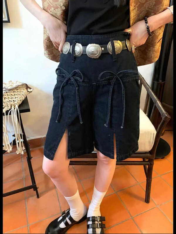 American Retro Butterfly Tie Denim Shorts for Women, Summer Sweet and Spicy Style, Slimming Design, Split Straight-Leg Knee-Length Shorts