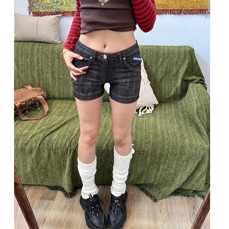American Retro Hot Girl Low-Waist Denim Shorts for Women, Not Revealing the Buttocks, Summer Millennial Style Y2K Tight Ultra-Short Shorts Hot Pants